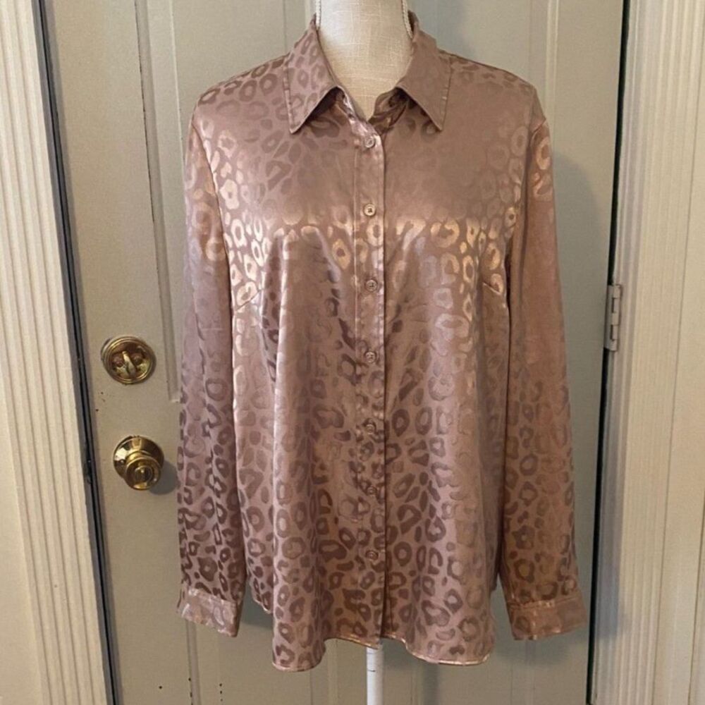 The Limited Cheetah Print Long Sleeve Button Down Shirt Size XL